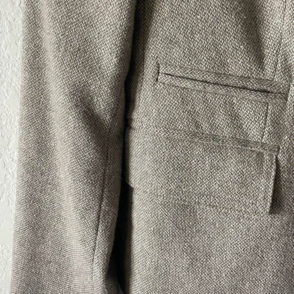 Banana Republic blaze - Picture 3 of 6